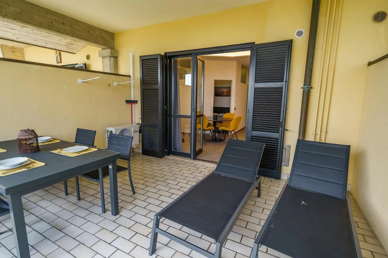 Lakeview Apartment Primea Sirmione Italien